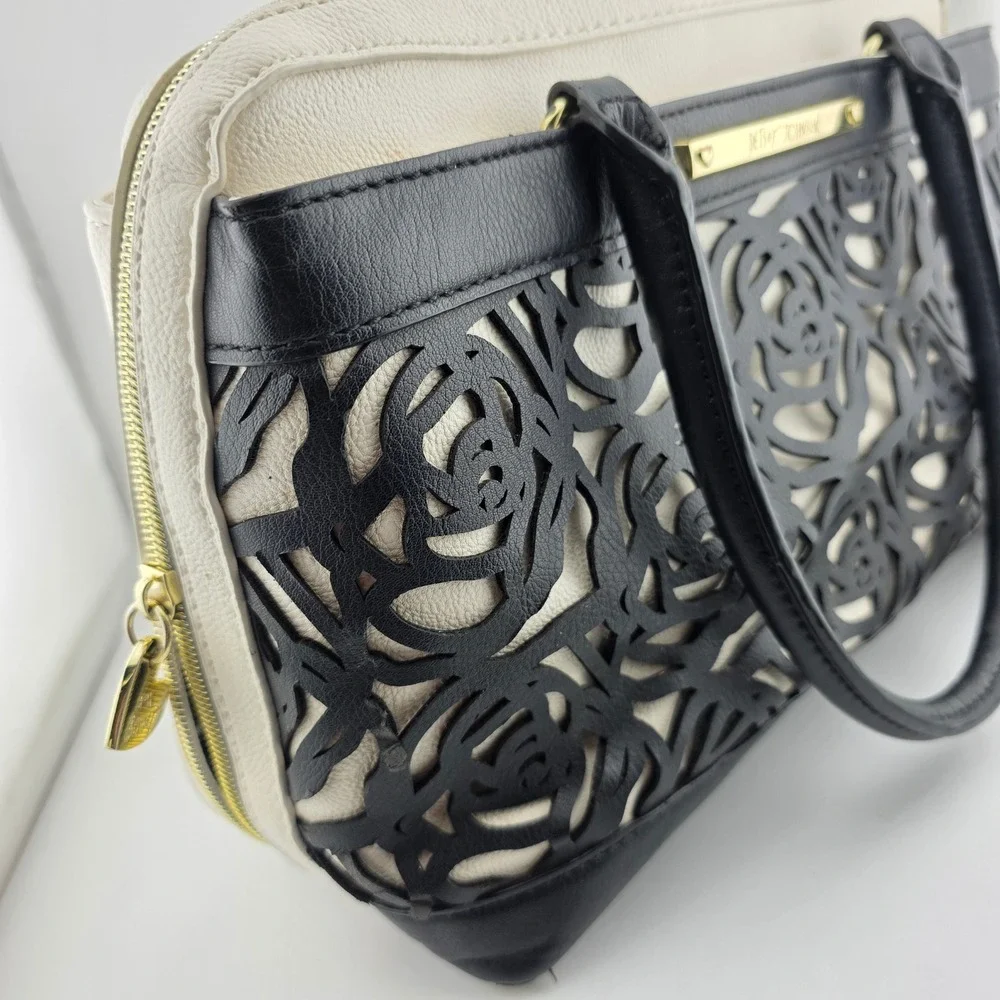Betsey Johnson‎ Rose Satchel Bag Womens Fair Goth Romantic Edgy Floral Contrast
